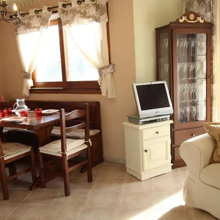 A Montgenevre, 5 Couchages, Balcon Sud, Parking, Animaux Admis, Proche Des Pistes - Fr-1-330d-121 * Montgenevre